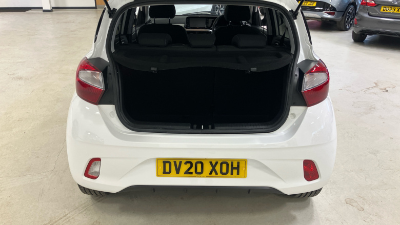 Hyundai i10 1.2 MPi Premium 5dr Auto Petrol Hatchback